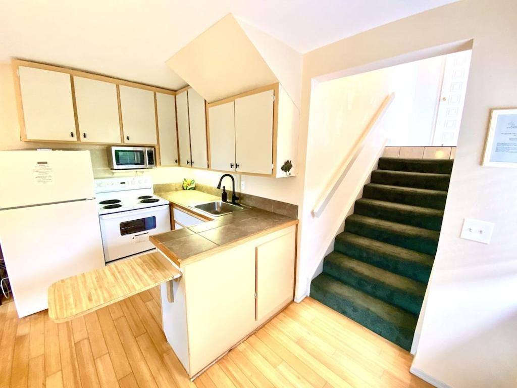 Charming 1 Bedroom Beach Condo Prime Location Great Value Pahala Exteriör bild