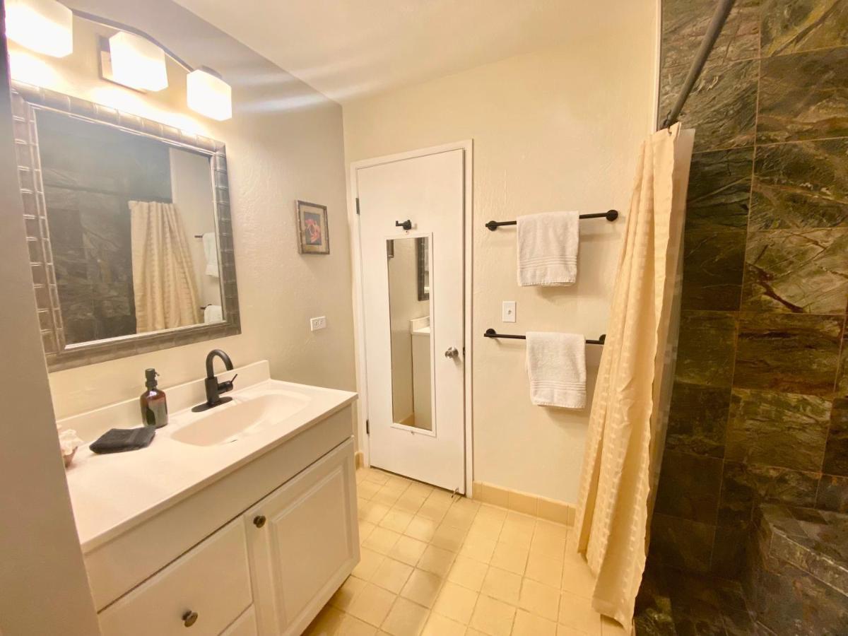 Charming 1 Bedroom Beach Condo Prime Location Great Value Pahala Exteriör bild